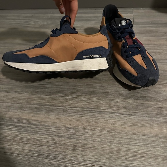 New Balance 327 Unisex Navy/Burnt Orange/Maroon Sneakers - Picture 3 of 4